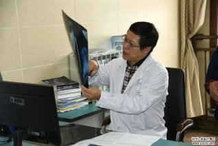 孩子肢體畸形、骨折怎么辦?來仁慈坐診的兒童骨科專家告訴你帶娃看骨病的正確姿勢